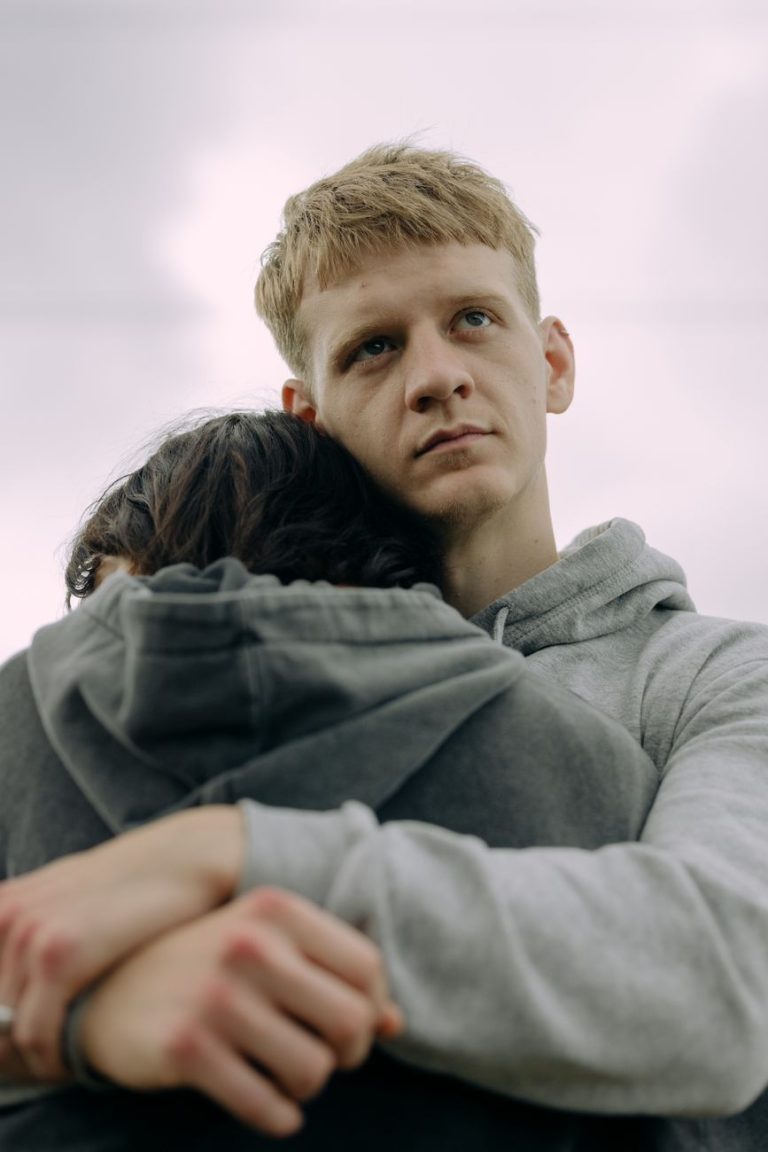 Couple enlacé